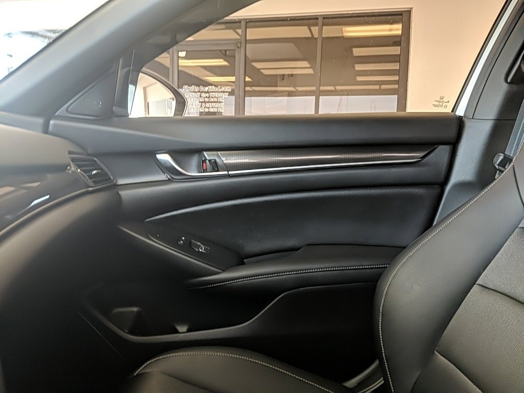 Used 2019 Honda Accord Sport image 19