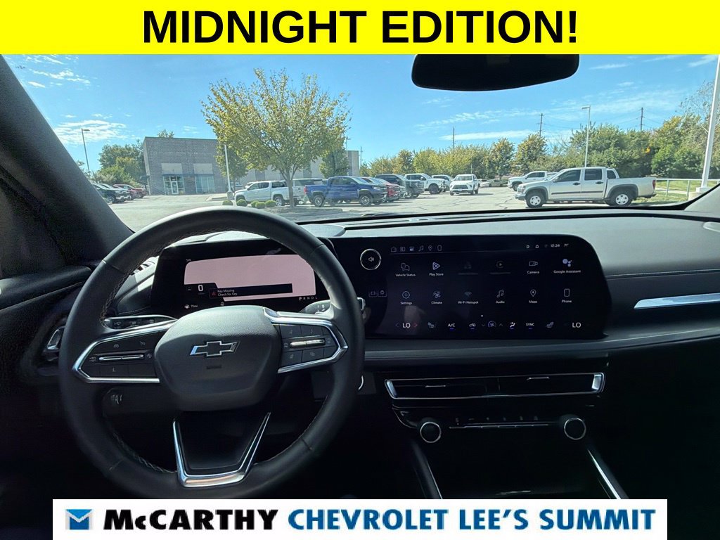 Used 2024 Chevrolet Traverse LT FWD image 23