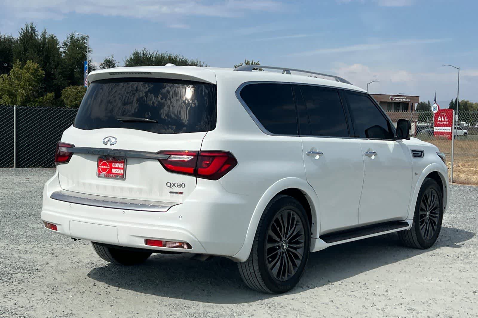Used 2020 INFINITI QX80 Luxe w/ Edition 30 Package RWD image 3