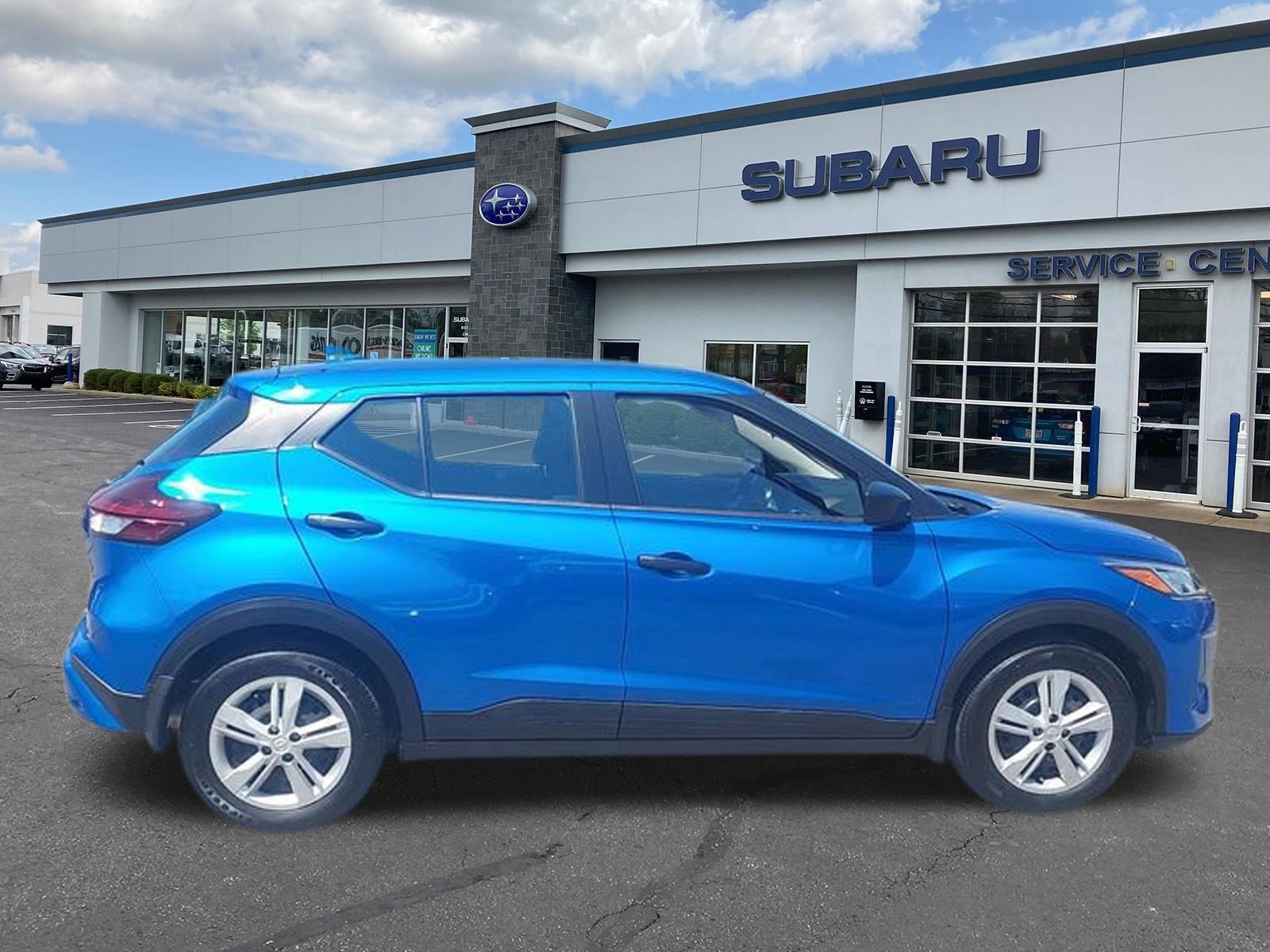 Used 2024 Nissan Kicks S FWD image 8