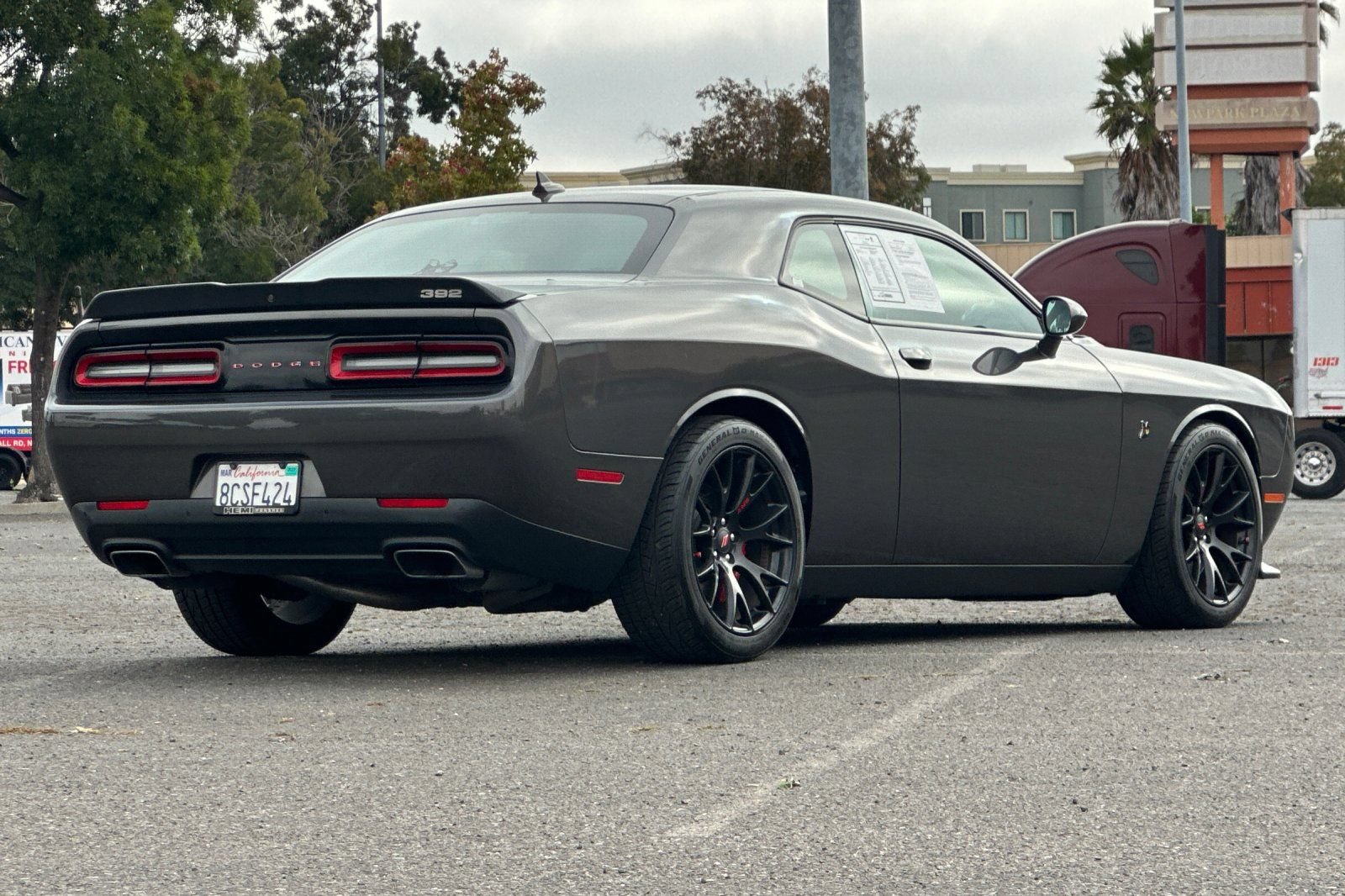 Used 2018 Dodge Challenger R/T Scat Pack RWD image 3