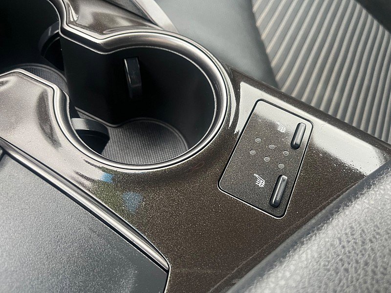 Used 2021 Toyota Camry SE image 44