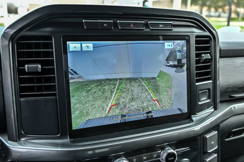 Used 2021 Ford Explorer King Ranch w/ Premium Technology Package AWD/4WD image 23