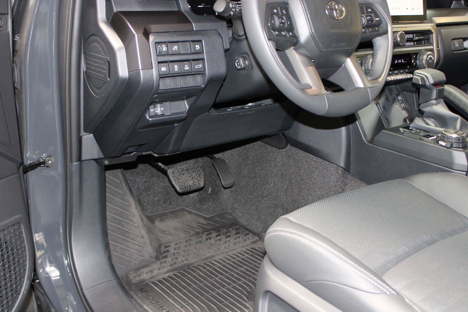 Certified 2026 Toyota 4Runner TRD Off-Road Premium w/ Tow Technology Package AWD/4WD image 57