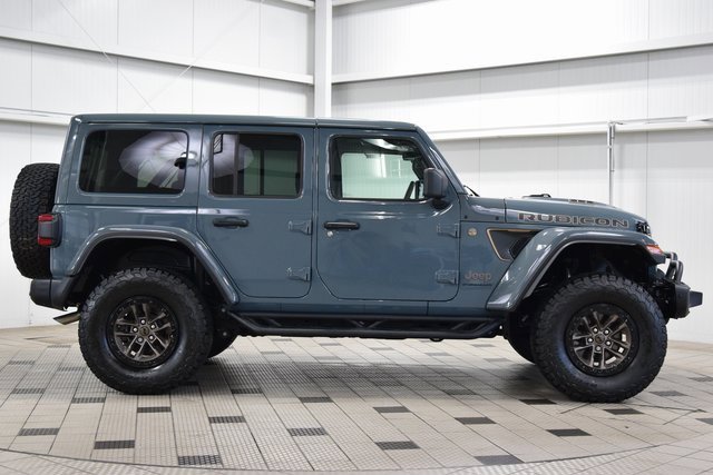 Used 2024 Jeep Wrangler Unlimited Rubicon 392 image 9