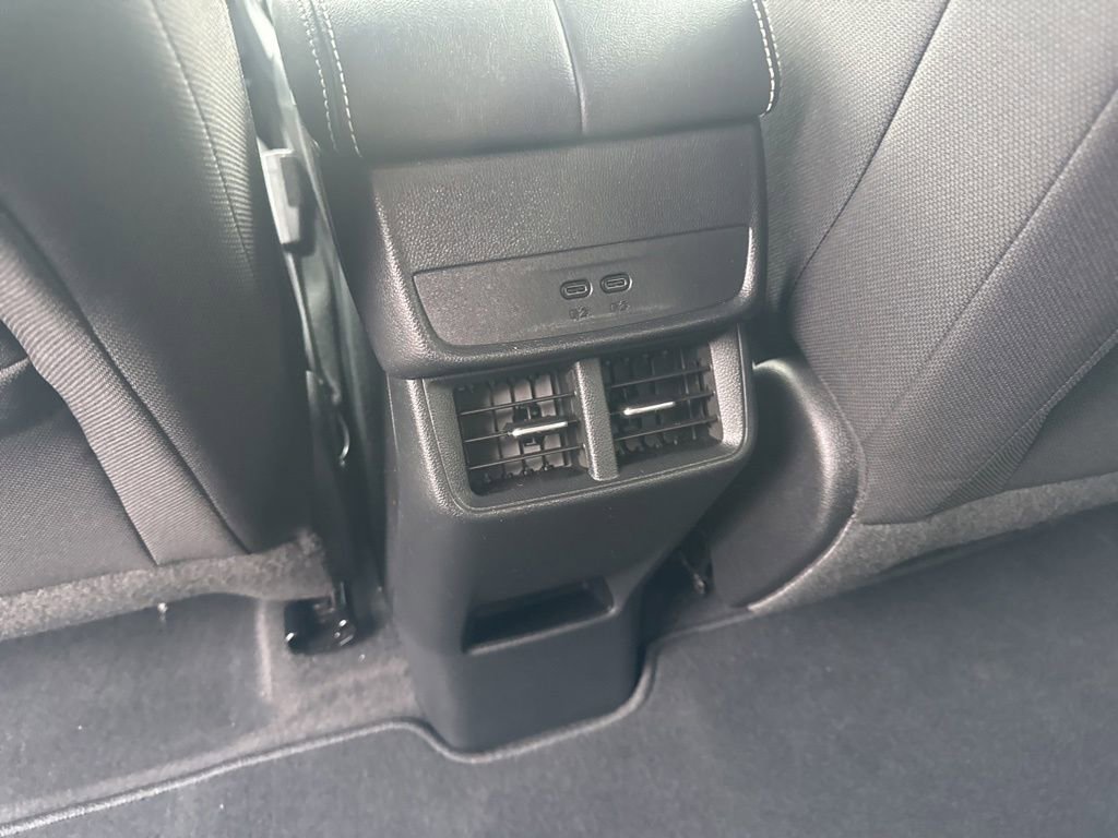 Used 2026 GMC Terrain Elevation image 23