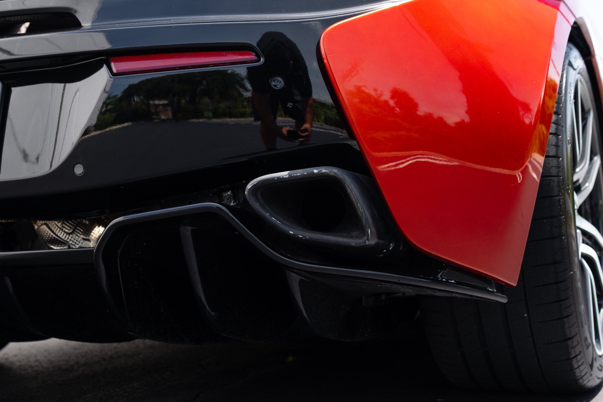 Used 2018 McLaren 570S RWD image 17