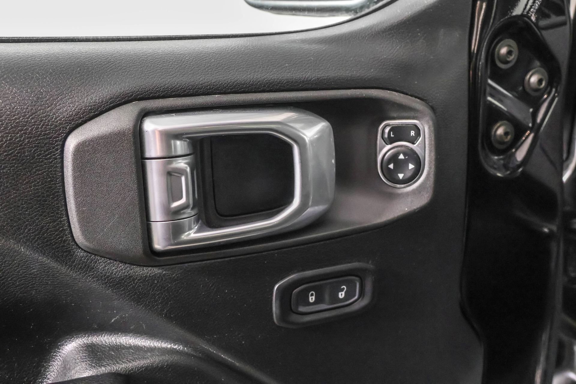 Used 2021 Jeep Wrangler Unlimited Sport image 36