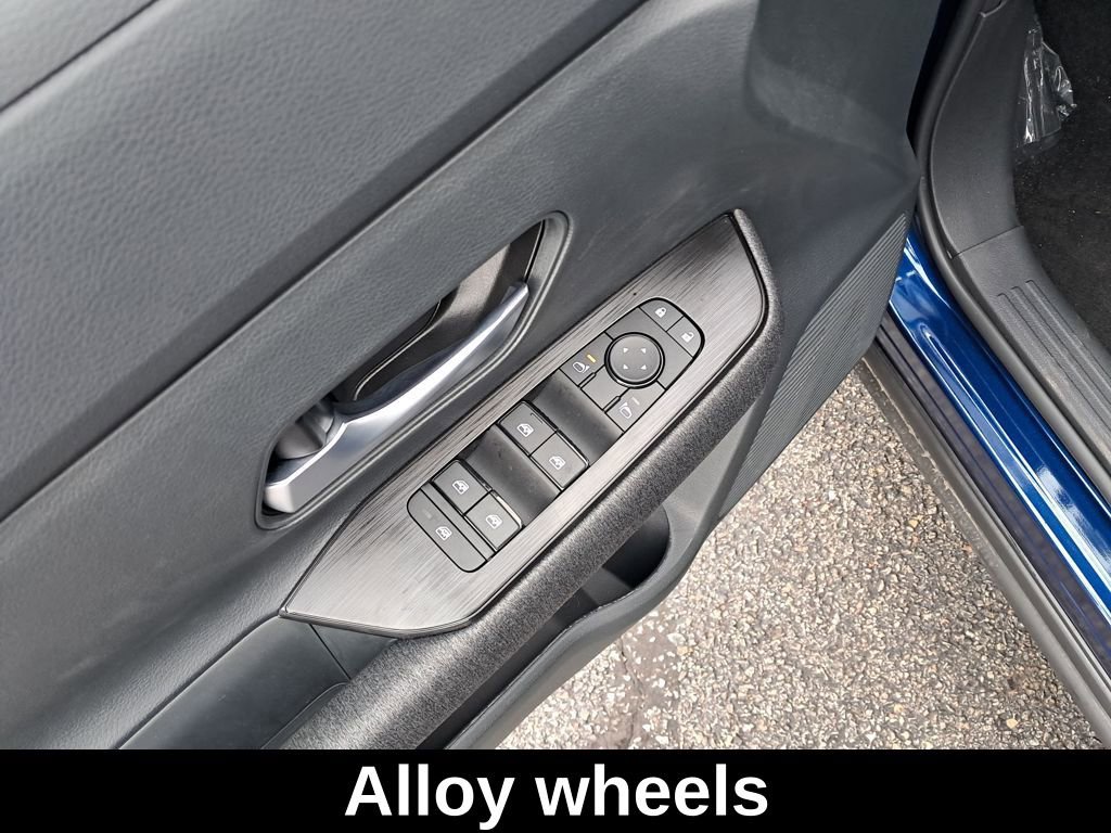 New 2026 Nissan Kicks SV w/ SV Premium Package image 12