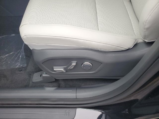 New 2027 Hyundai Santa Fe SEL AWD/4WD image 17