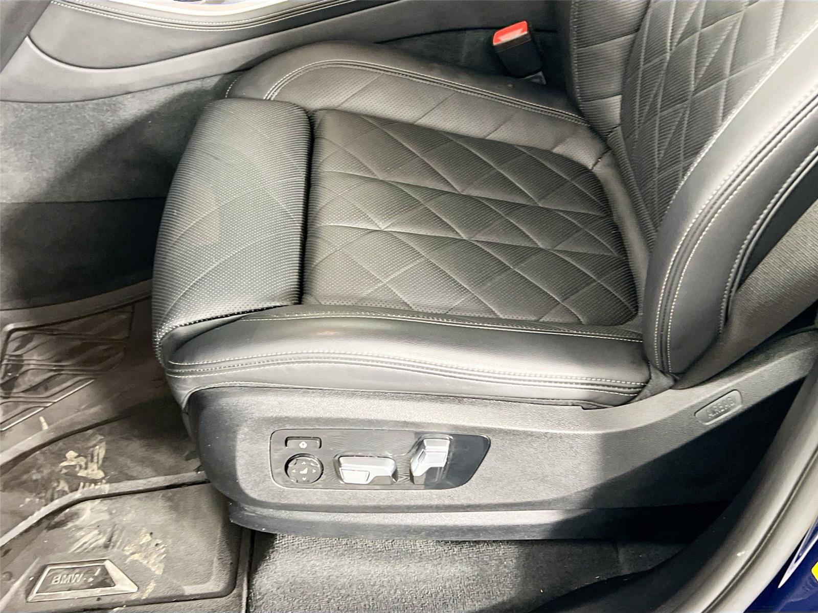 Used 2023 BMW X5 xDrive45e w/ M Sport Package image 18