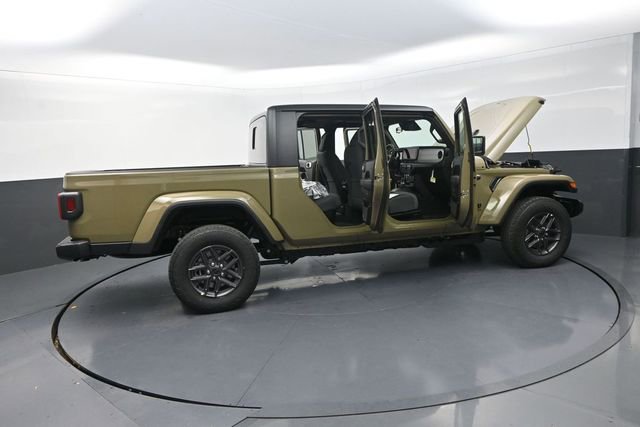 New 2026 Jeep Gladiator Sport image 33