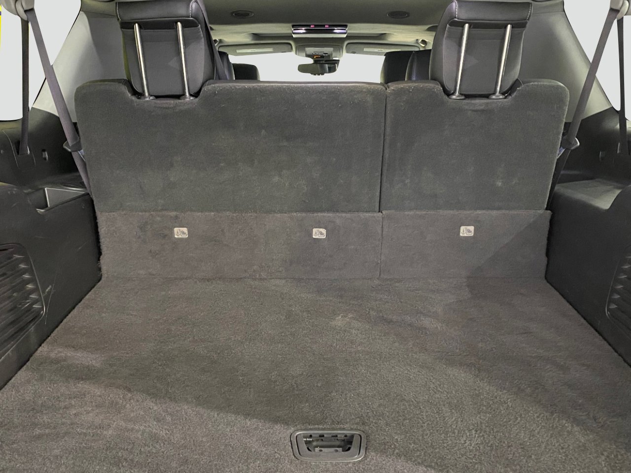 Used 2017 Chevrolet Suburban LT image 32
