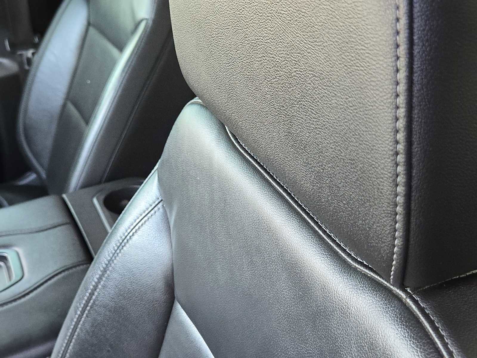 Used 2020 Chevrolet Silverado 1500 LT Trail Boss image 15