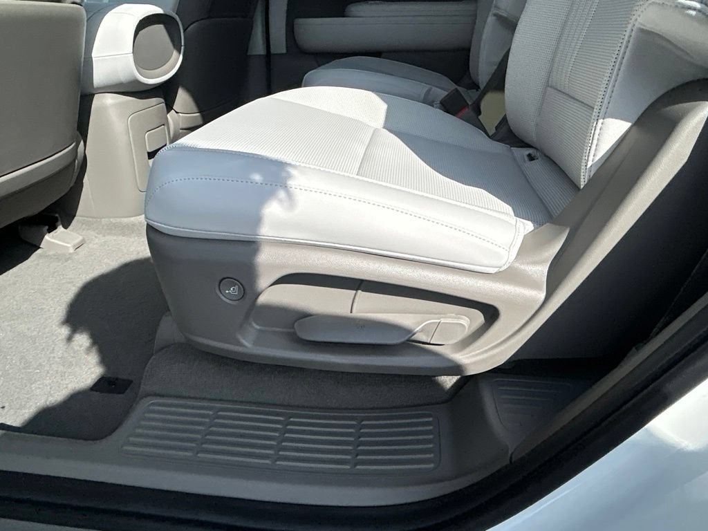 New 2026 Hyundai Palisade SEL Premium FWD image 30