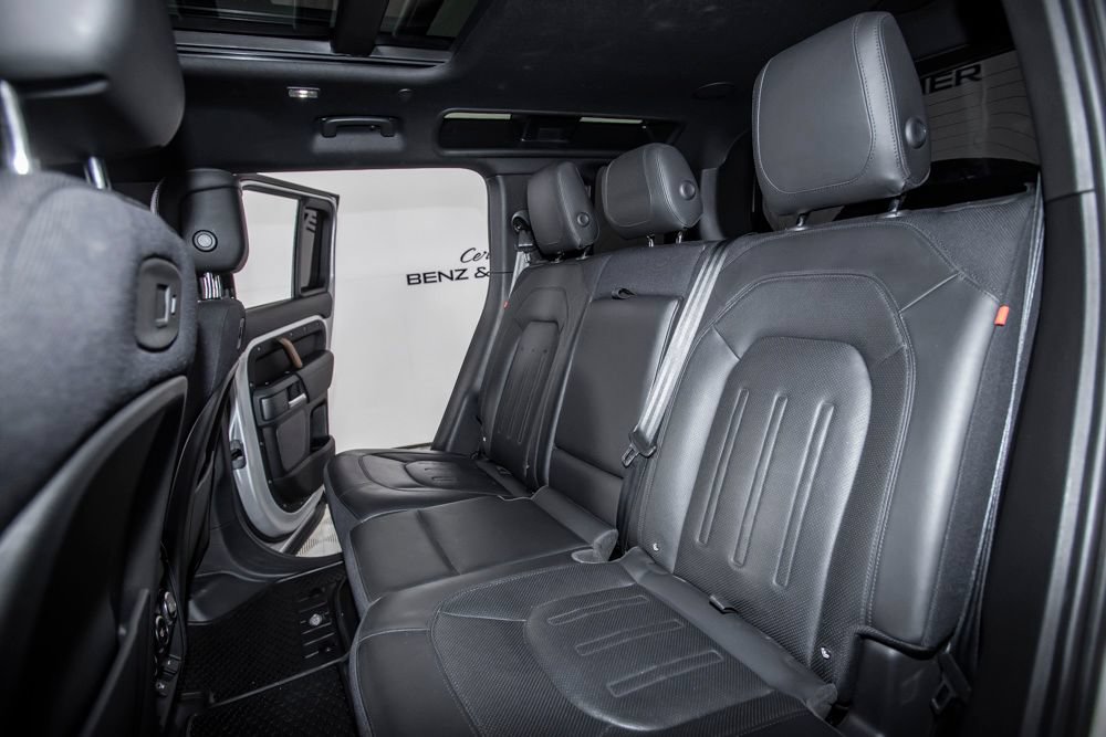 Used 2021 Land Rover Defender 110 X AWD/4WD image 14