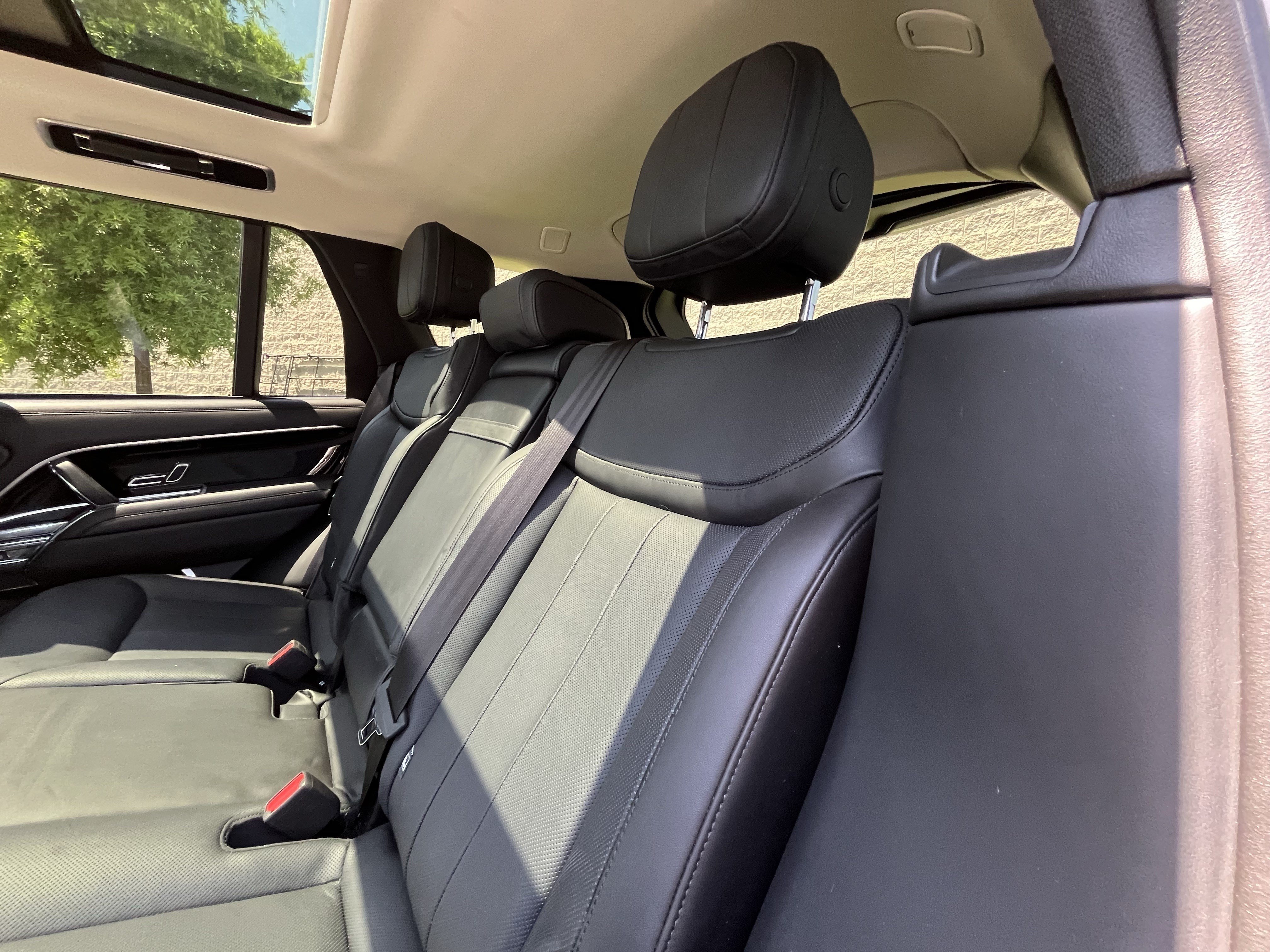 Used 2022 Land Rover Range Rover SE AWD/4WD image 71