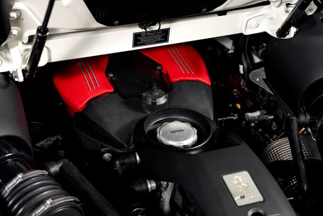 Certified 2018 Ferrari 488 Spider RWD image 10