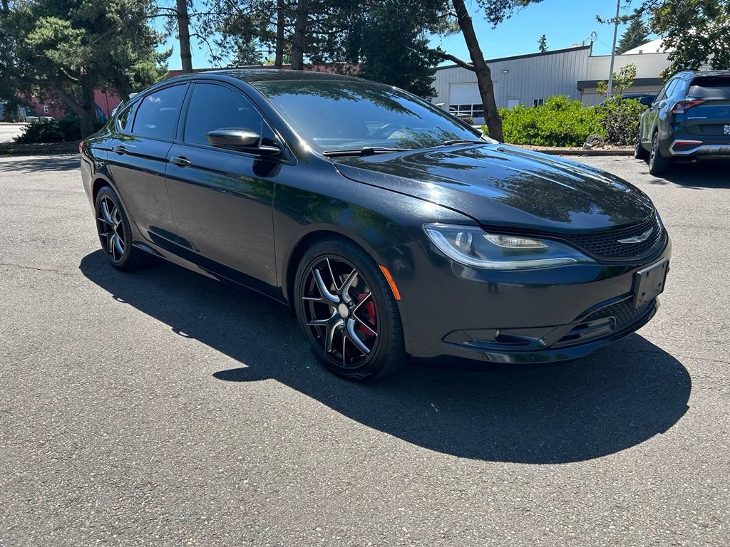 Used 2016 Chrysler 200 S FWD image 7