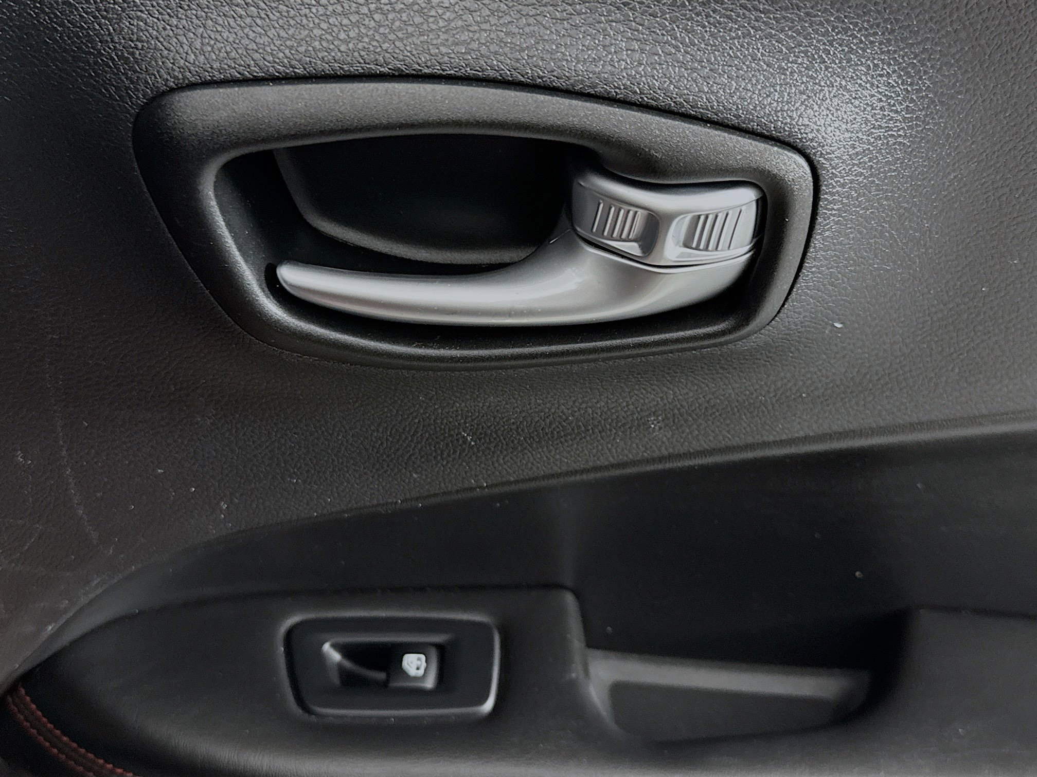 Used 2021 Jeep Compass Trailhawk AWD/4WD image 30