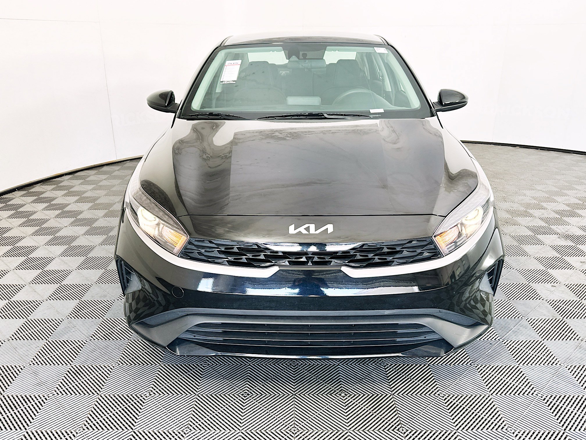 Used 2024 Kia Forte LXS FWD image 8