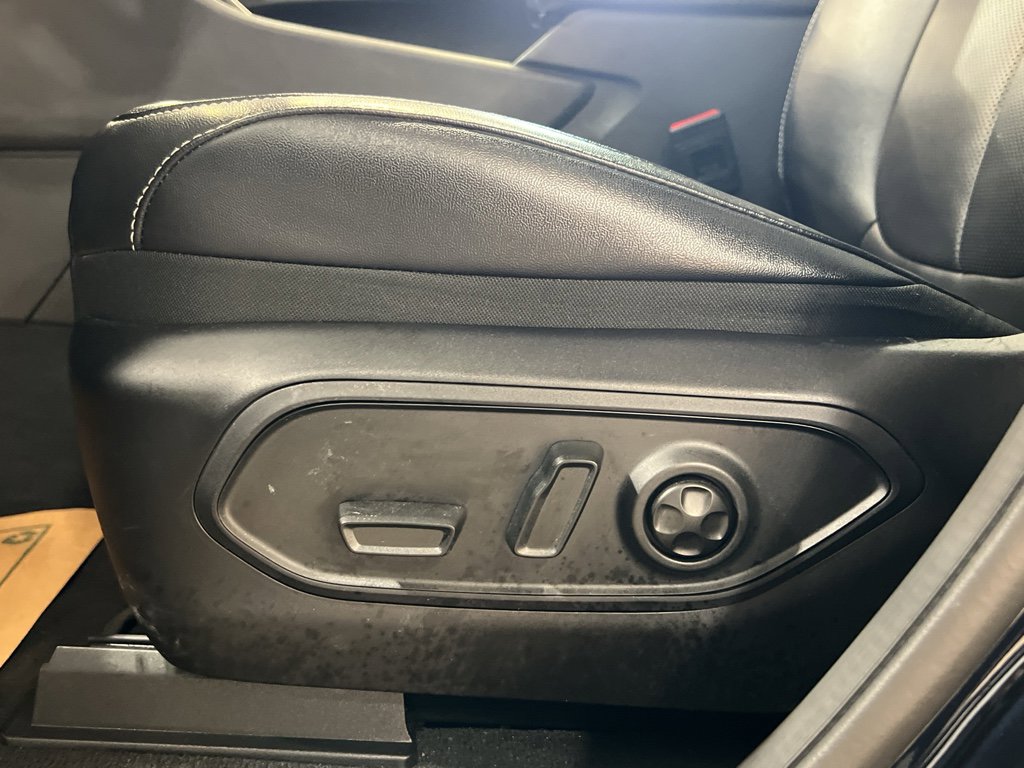 Used 2024 Jeep Grand Cherokee L Limited w/ Luxury Tech Group II image 14