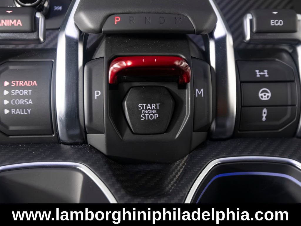 Used 2024 Lamborghini Urus Performante AWD/4WD image 29