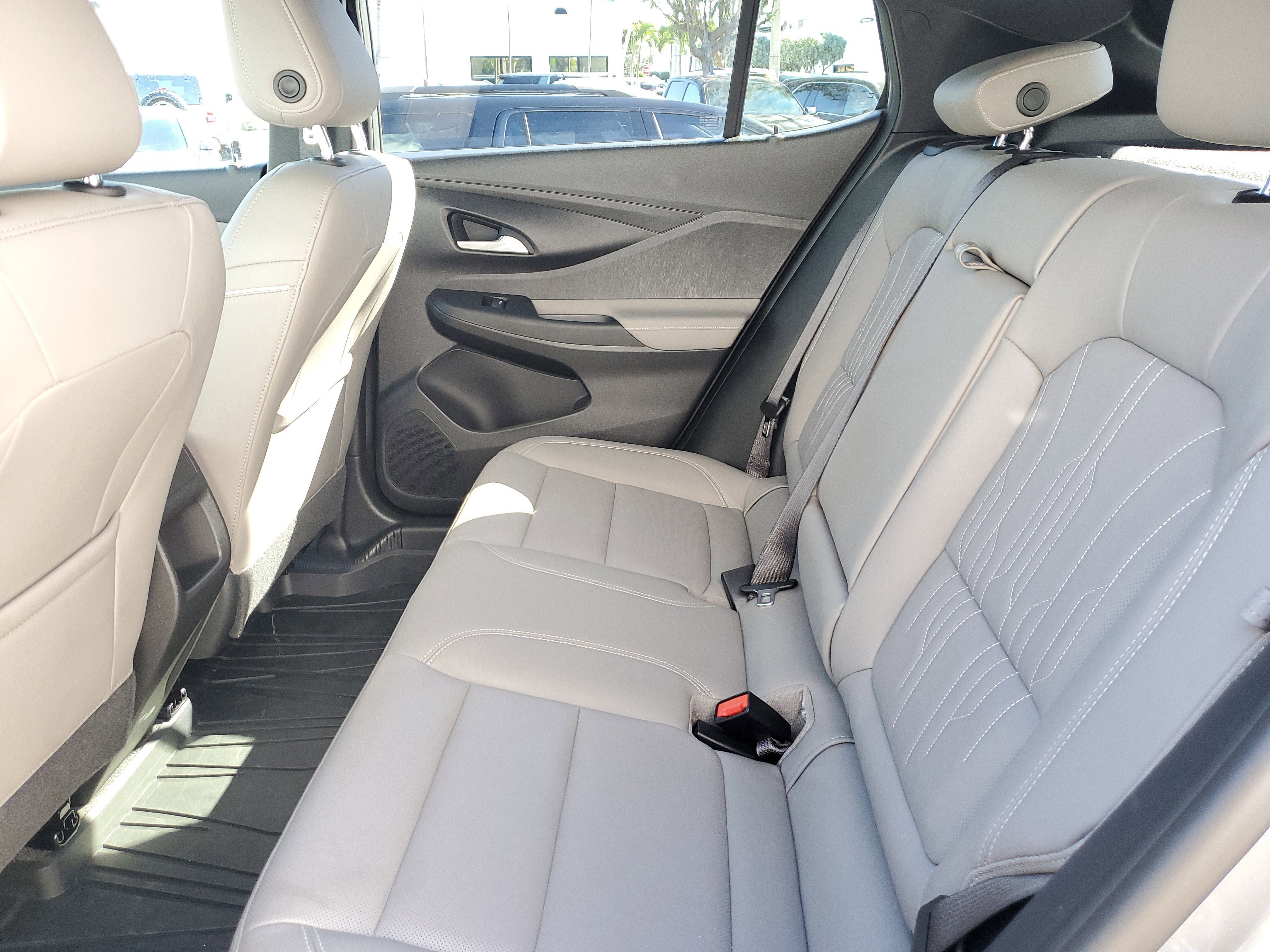 Used 2025 Buick Envista Avenir image 15