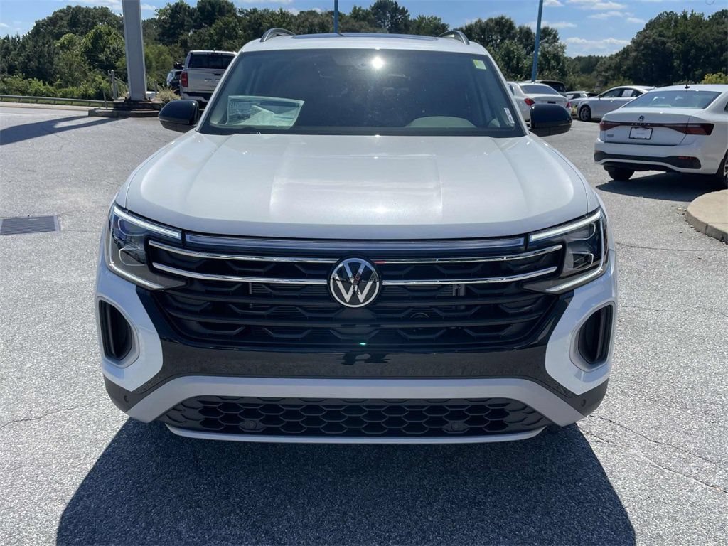 New 2026 Volkswagen Atlas Peak Edition AWD/4WD image 8