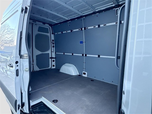 Certified 2025 Mercedes-Benz Sprinter 2500 image 25