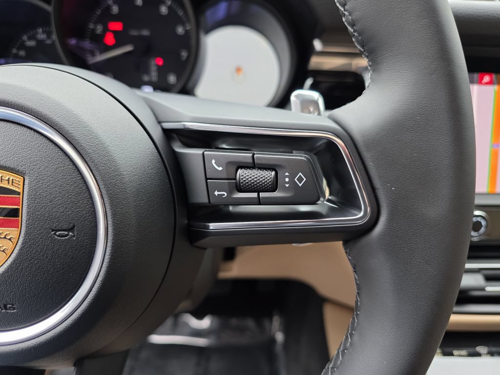 New 2026 Porsche Macan AWD/4WD image 25