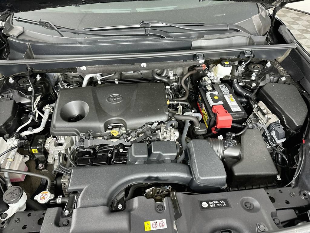Used 2023 Toyota RAV4 XLE Premium AWD/4WD image 32
