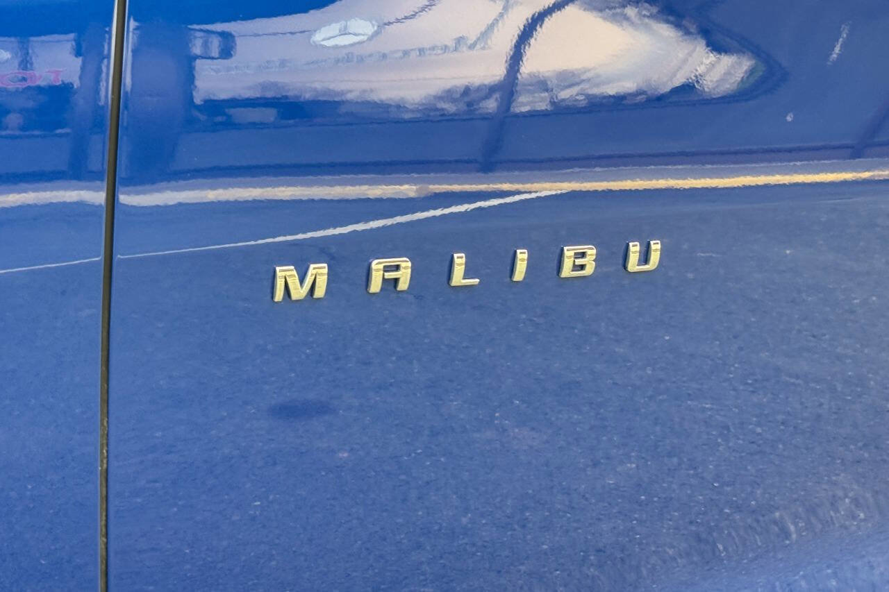 Used 2023 Chevrolet Malibu LT w/ Driver Confidence Package image 28