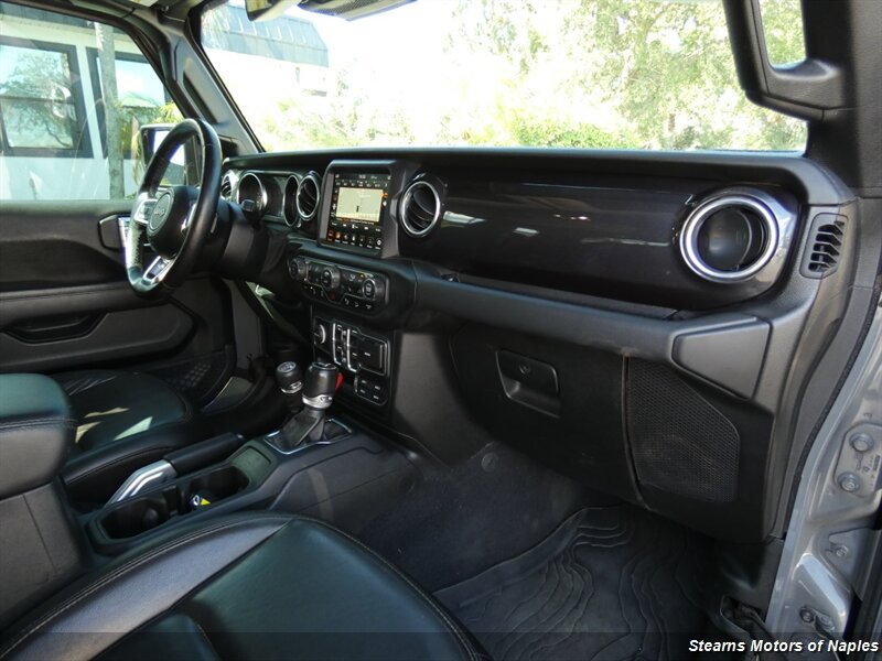 Used 2020 Jeep Wrangler Unlimited Sahara AWD/4WD image 47