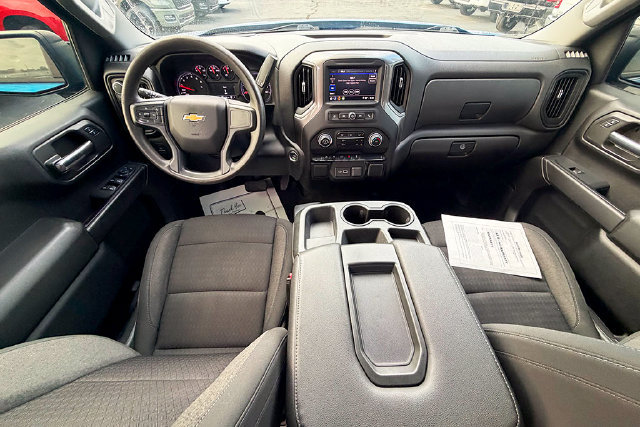 Used 2022 Chevrolet Silverado 1500 Custom AWD/4WD image 10
