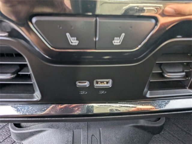 Used 2022 Chevrolet Silverado 1500 ZR2 w/ Technology Package image 14