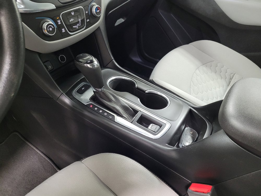Used 2018 Chevrolet Equinox LS AWD/4WD image 26