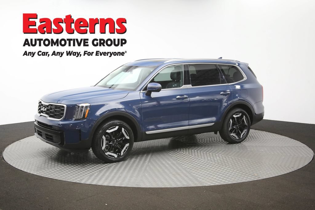 Used 2025 Kia Telluride S FWD image 59