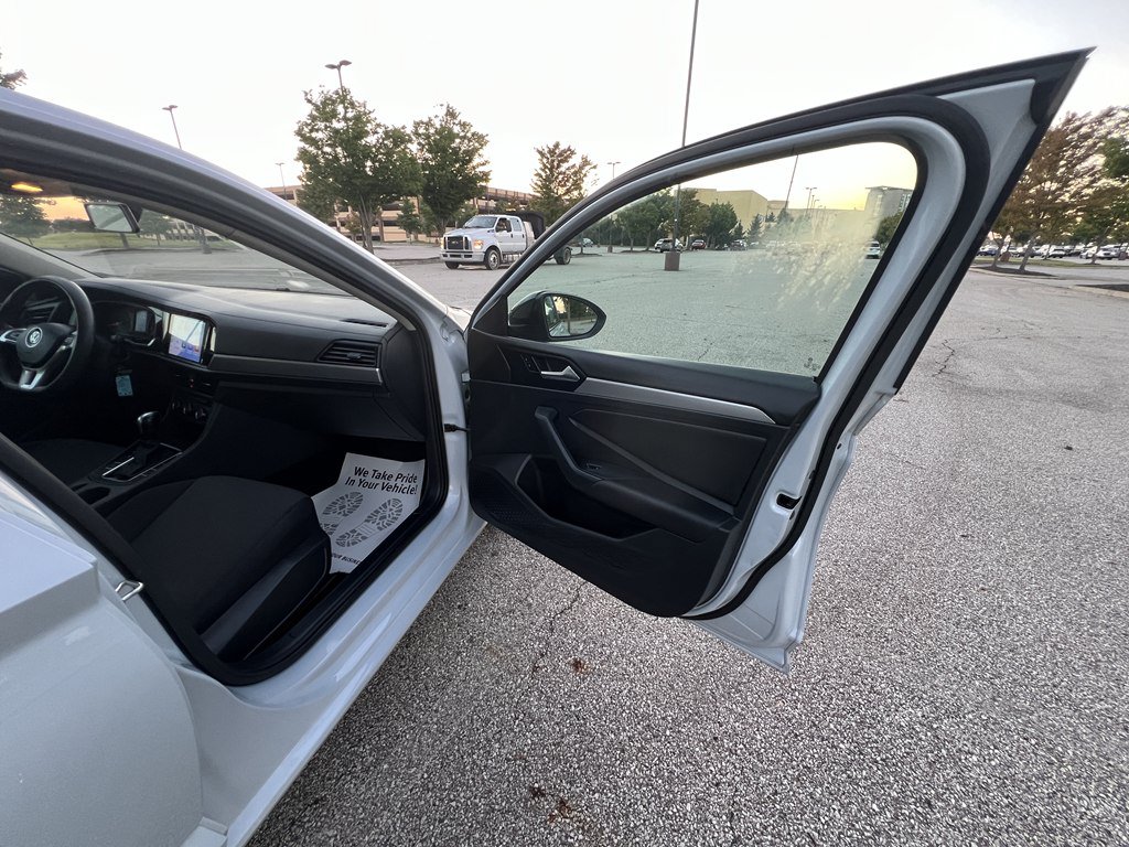 Used 2019 Volkswagen Jetta FWD image 10