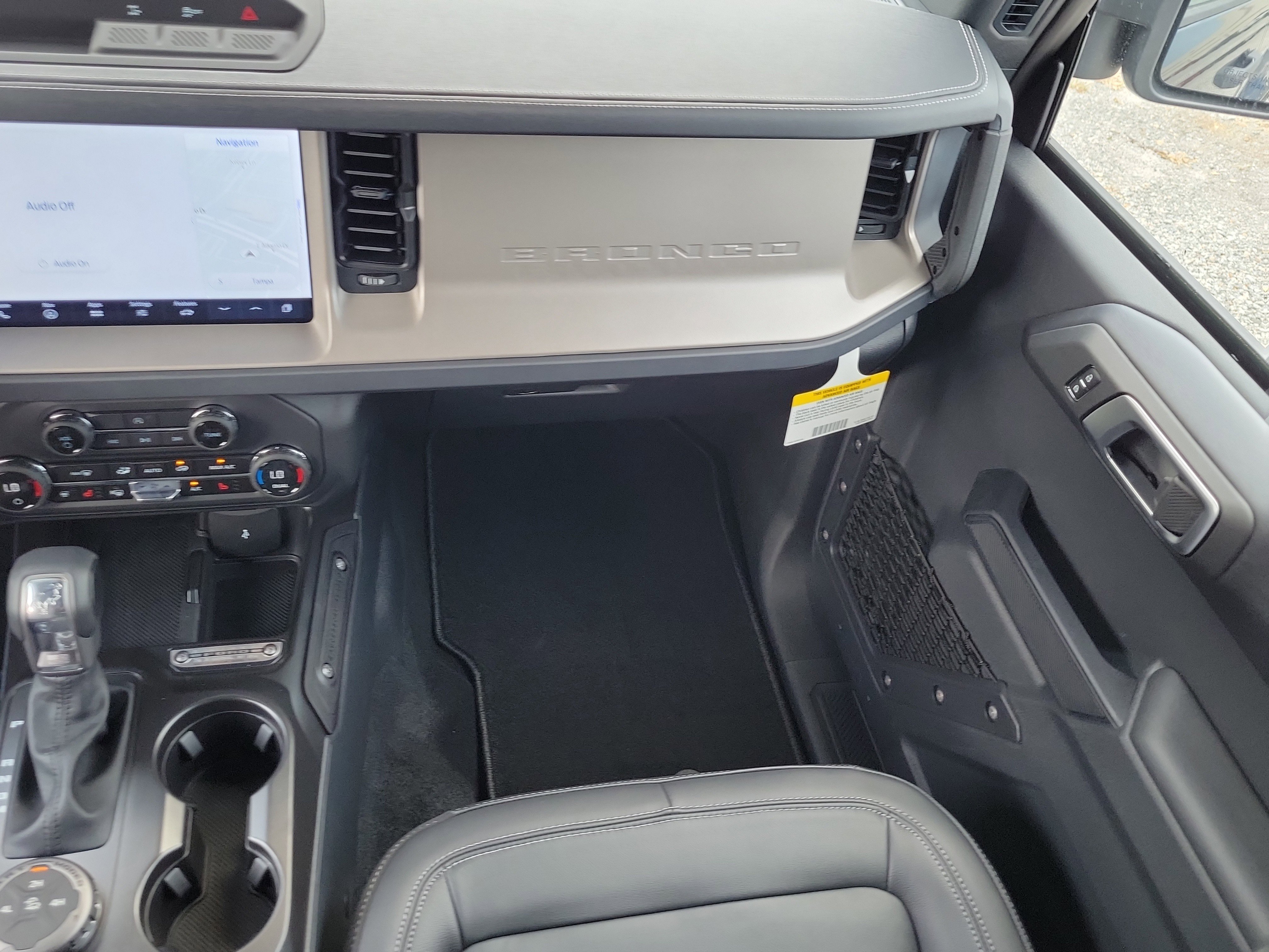 New 2026 Ford Bronco Outer Banks AWD/4WD image 14