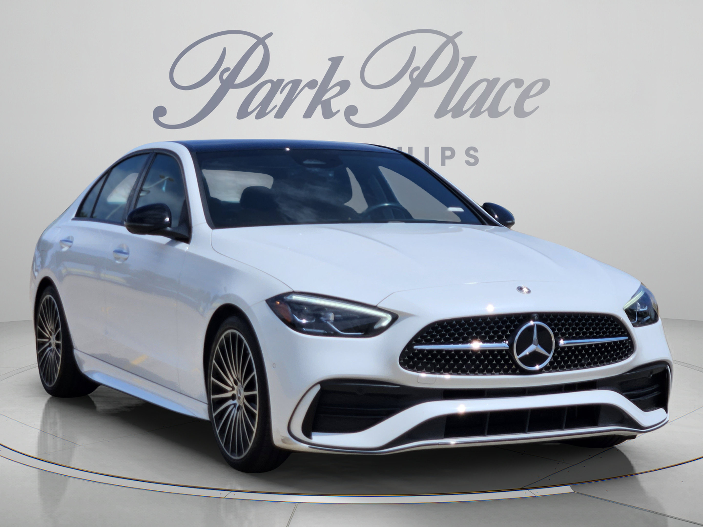 Used 2023 Mercedes-Benz C 300 Sedan image 4