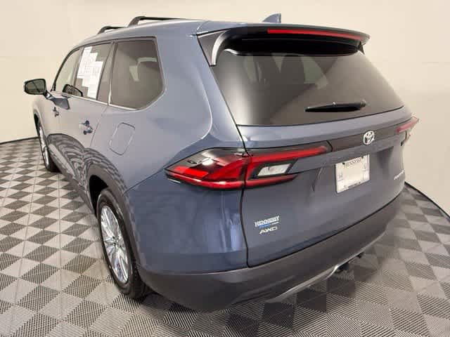 Used 2026 Toyota Grand Highlander AWD image 4