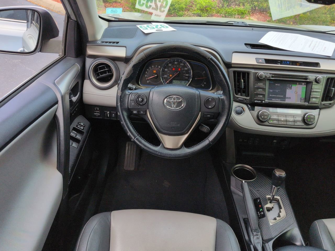 Used 2014 Toyota RAV4 Limited image 15