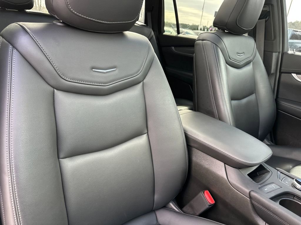Used 2024 Cadillac XT6 Luxury image 43