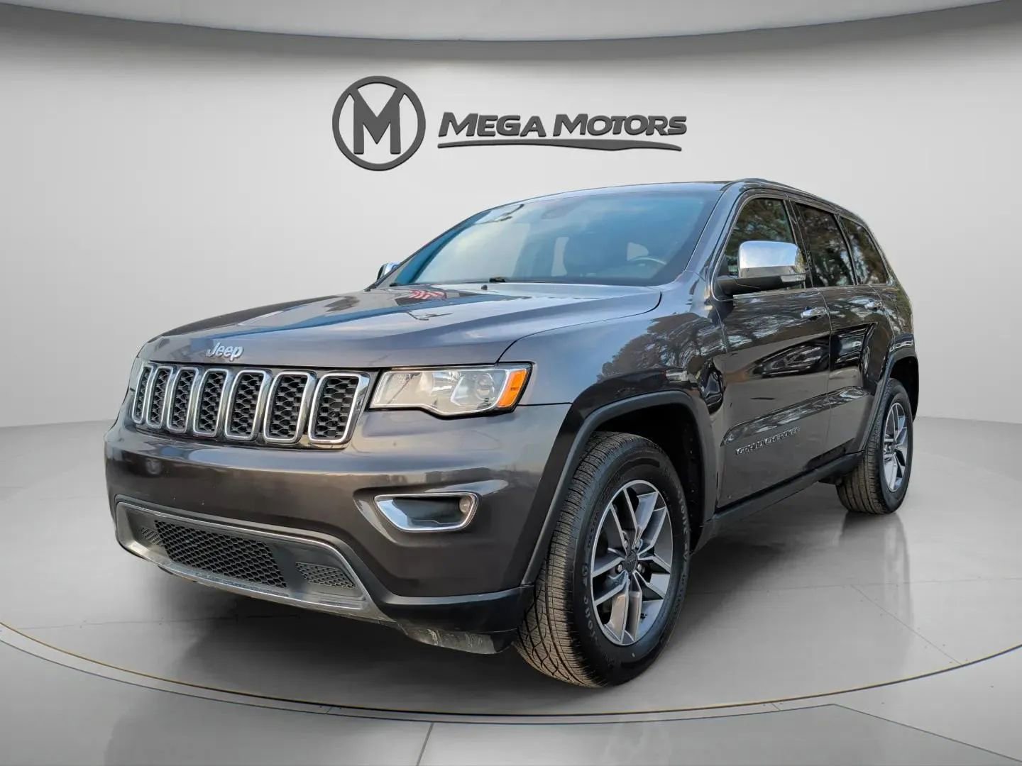 Used 2020 Jeep Grand Cherokee Limited w/ Luxury Group II RWD image 1