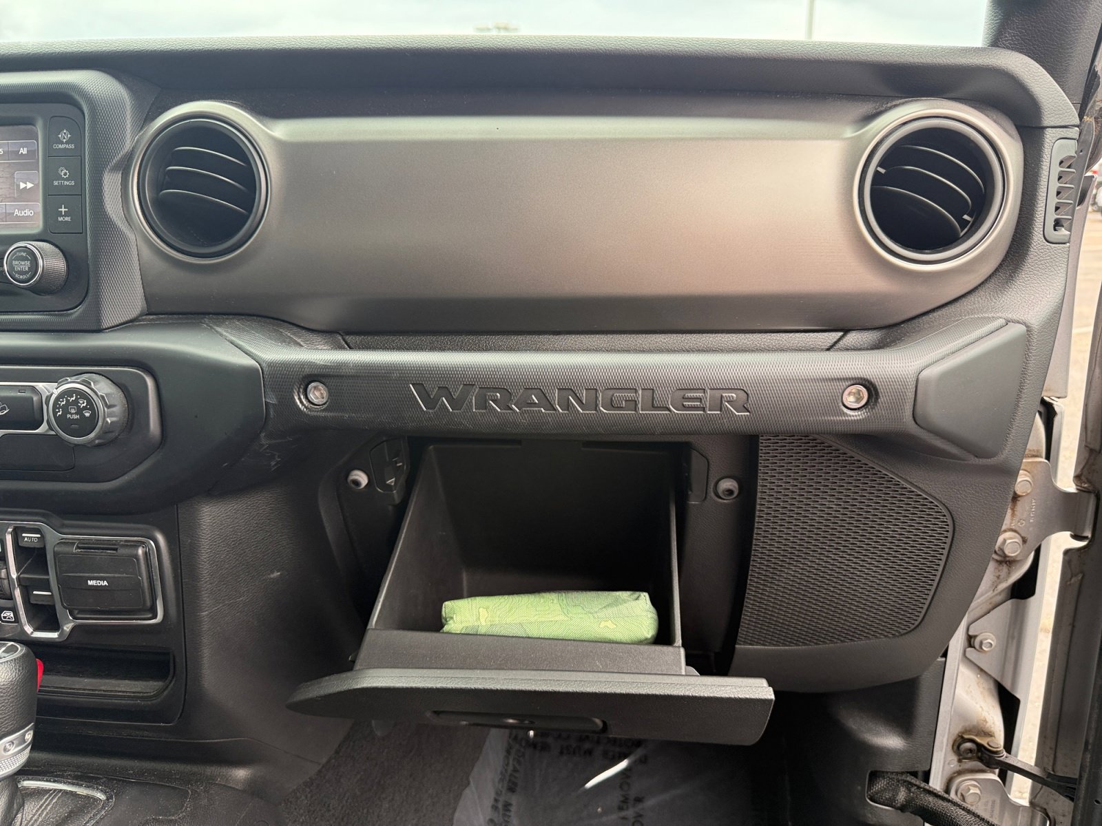 Used 2019 Jeep Wrangler Unlimited Sport AWD/4WD image 31