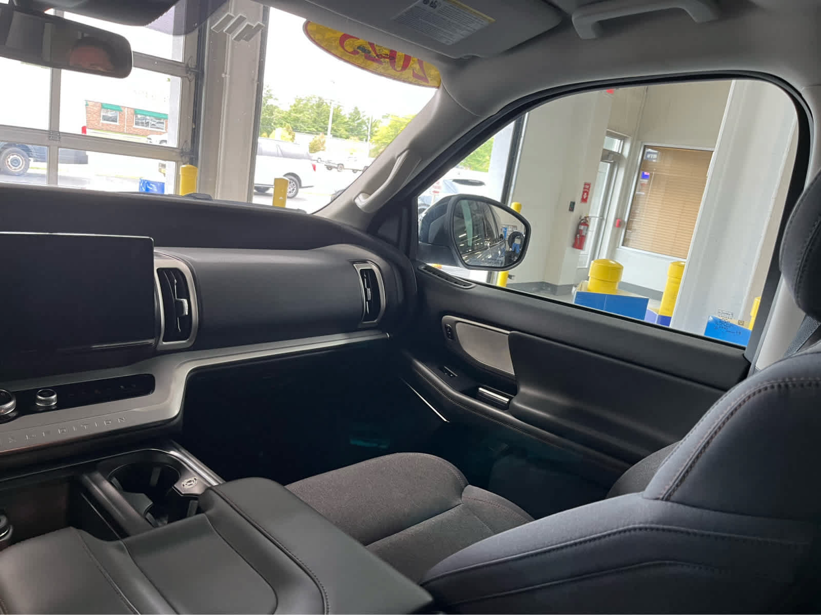 Used 2025 Ford Expedition Max Active AWD/4WD image 20