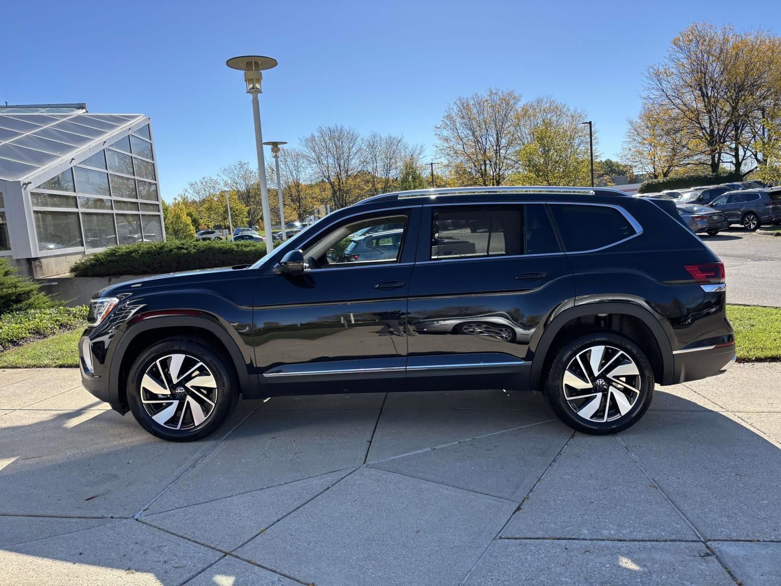 New 2026 Volkswagen Atlas SEL AWD/4WD image 4