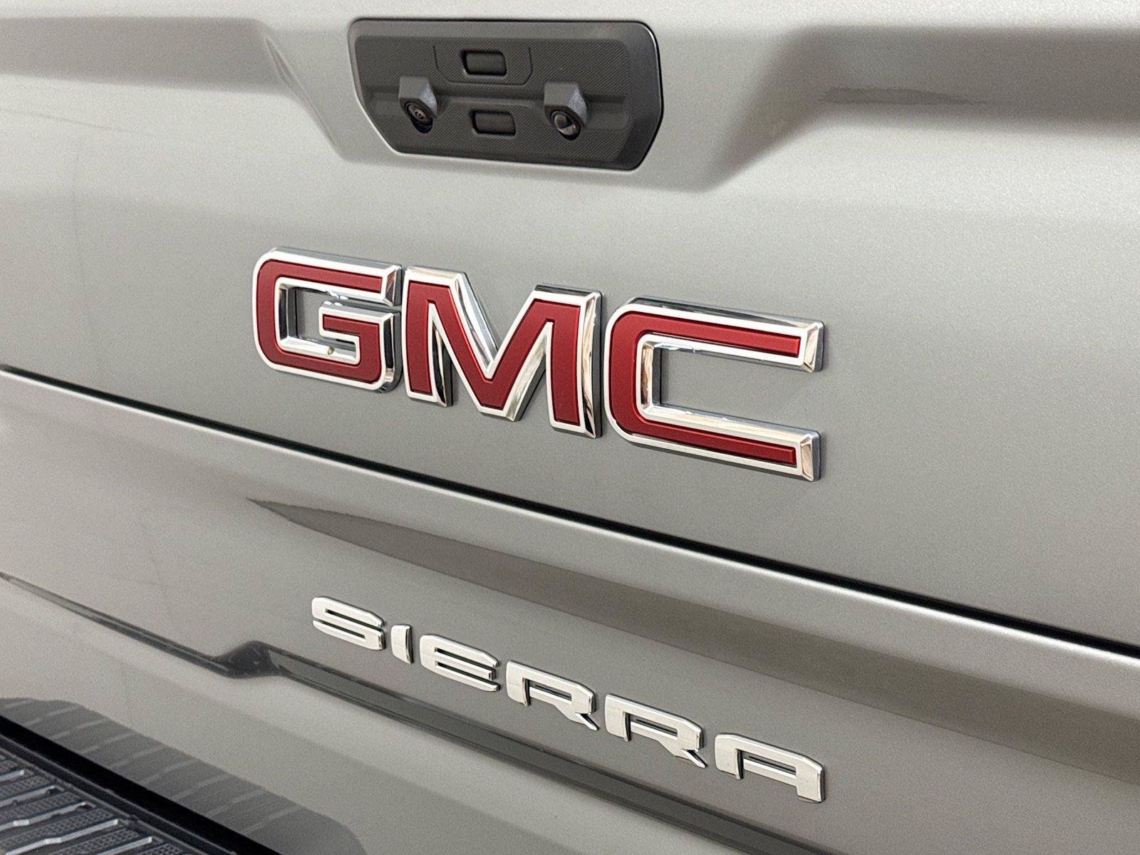 New 2026 GMC Sierra 1500 AT4 w/ AT4 Premium Package AWD/4WD image 18