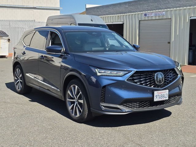 Used 2025 Acura MDX w/ Technology Package AWD/4WD image 3
